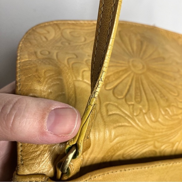 C & C California golden yellow leather crossbody bag small size - Picture 9 of 16